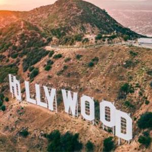 HOLLYWOOD SIGN